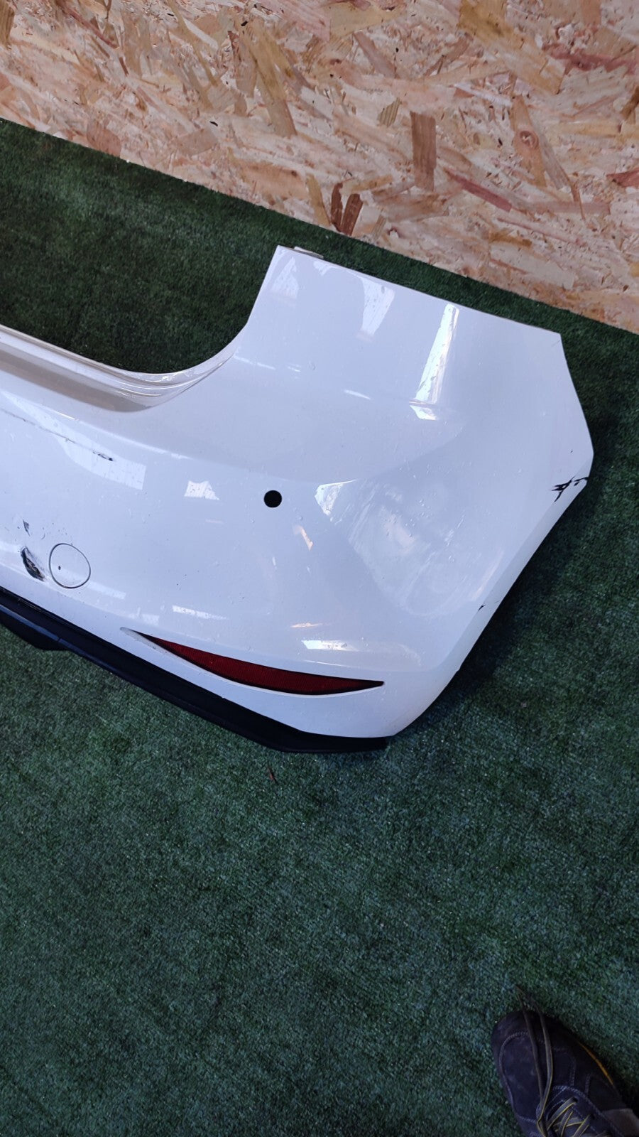 ✅VW GOLF MK7 1.4 PETROL 2015 REAR BUMPER WHITE scratches A113 - Image 8