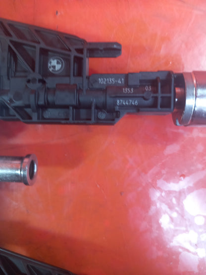 2025 BMW X5 G05 3.0 Petrol Fuel Rail Injectors 8665631 Warranty A398 - Image 9