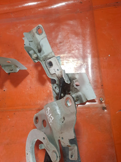 ✅2015 RENAULT ZOE DYNAMIQUE BONNET HINGE LEFT & RIGHT 654009955R + WARRANTY A317 - Image 7