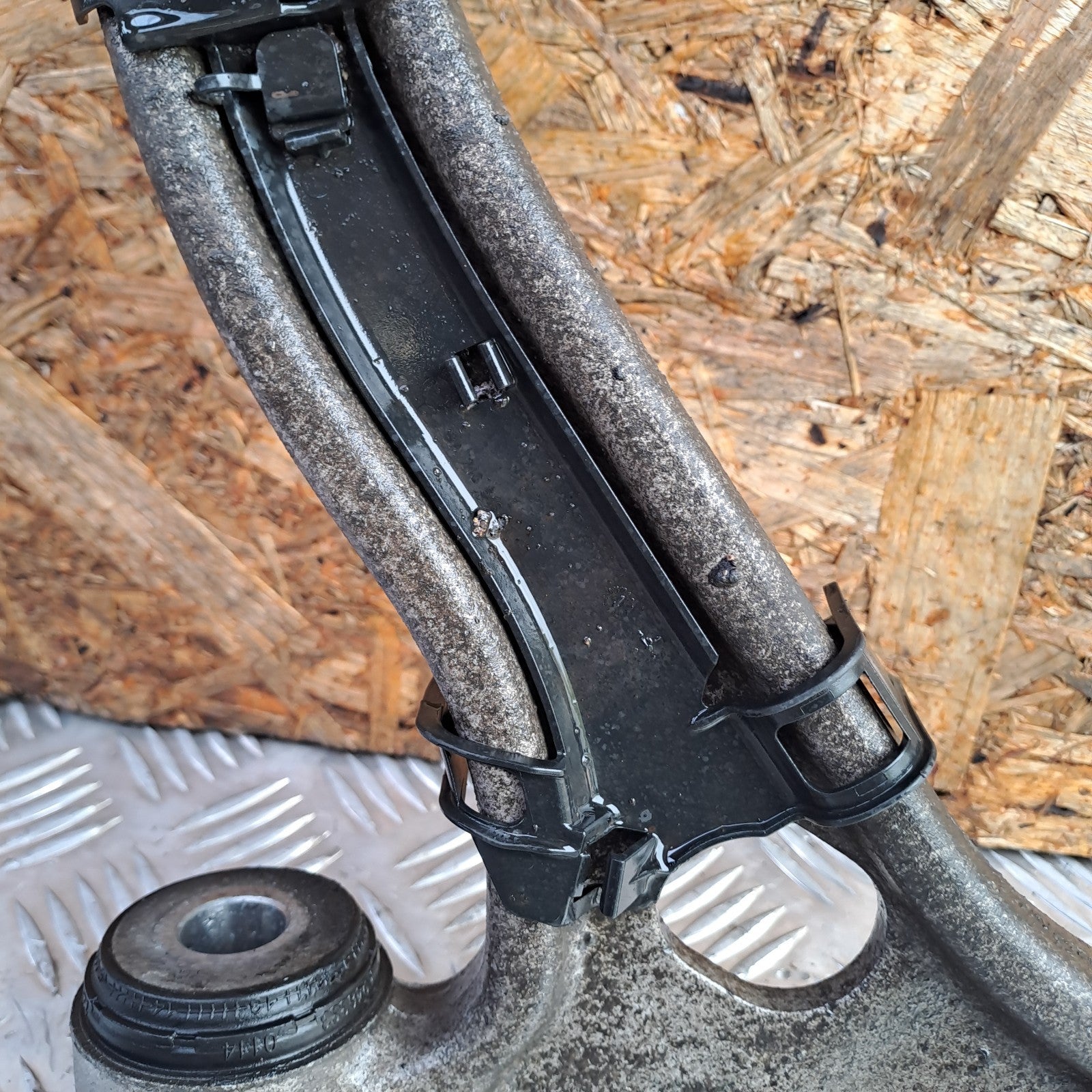 ✅2012 MERCEDES B CLASS W246 FRONT LEFT LOWER SUSPENSION ARM A2465462543 A299 - Image 9