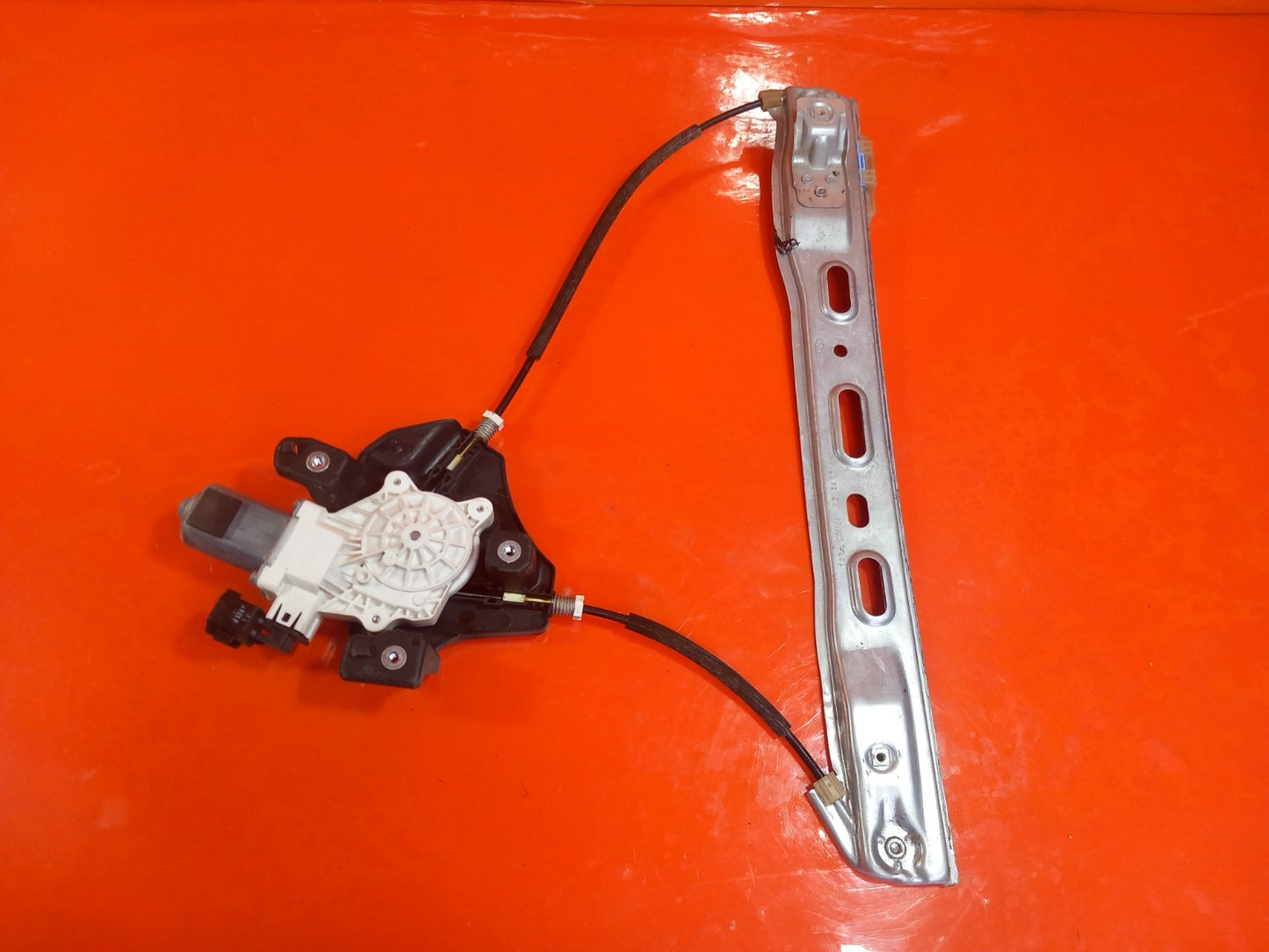 ebay-src:https://i.ebayimg.com/00/s/mtiwmfgxnjaw/z/csuaaeswuxnqlt7j/$_57.jpg