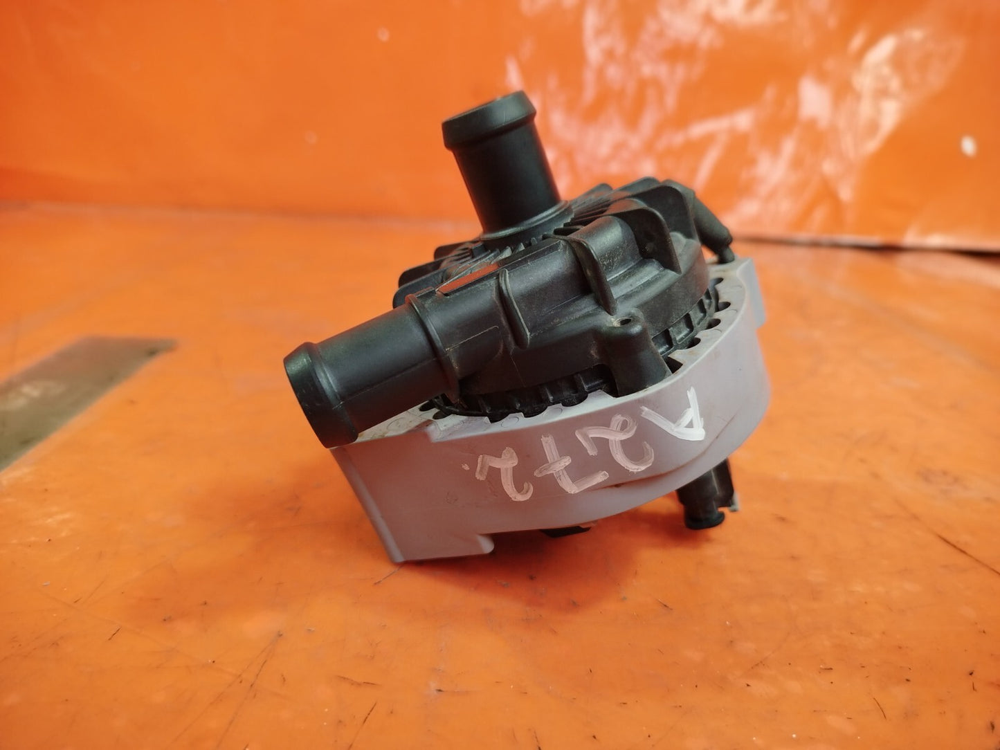 ✅CUPRA BORN V2 Ev 2023 AUXILIARY WATER PUMP 1EA965567L Warranty A272 - Image 8
