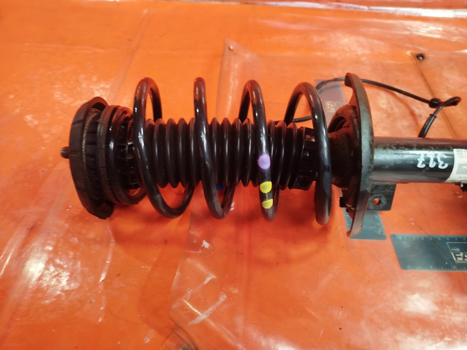 ✅CITROEN C4 CACTUS 1.6 DIESEL 2015 FRONT LEFT SUSPENSION LEG HUB 9811879180 A327 - Image 9