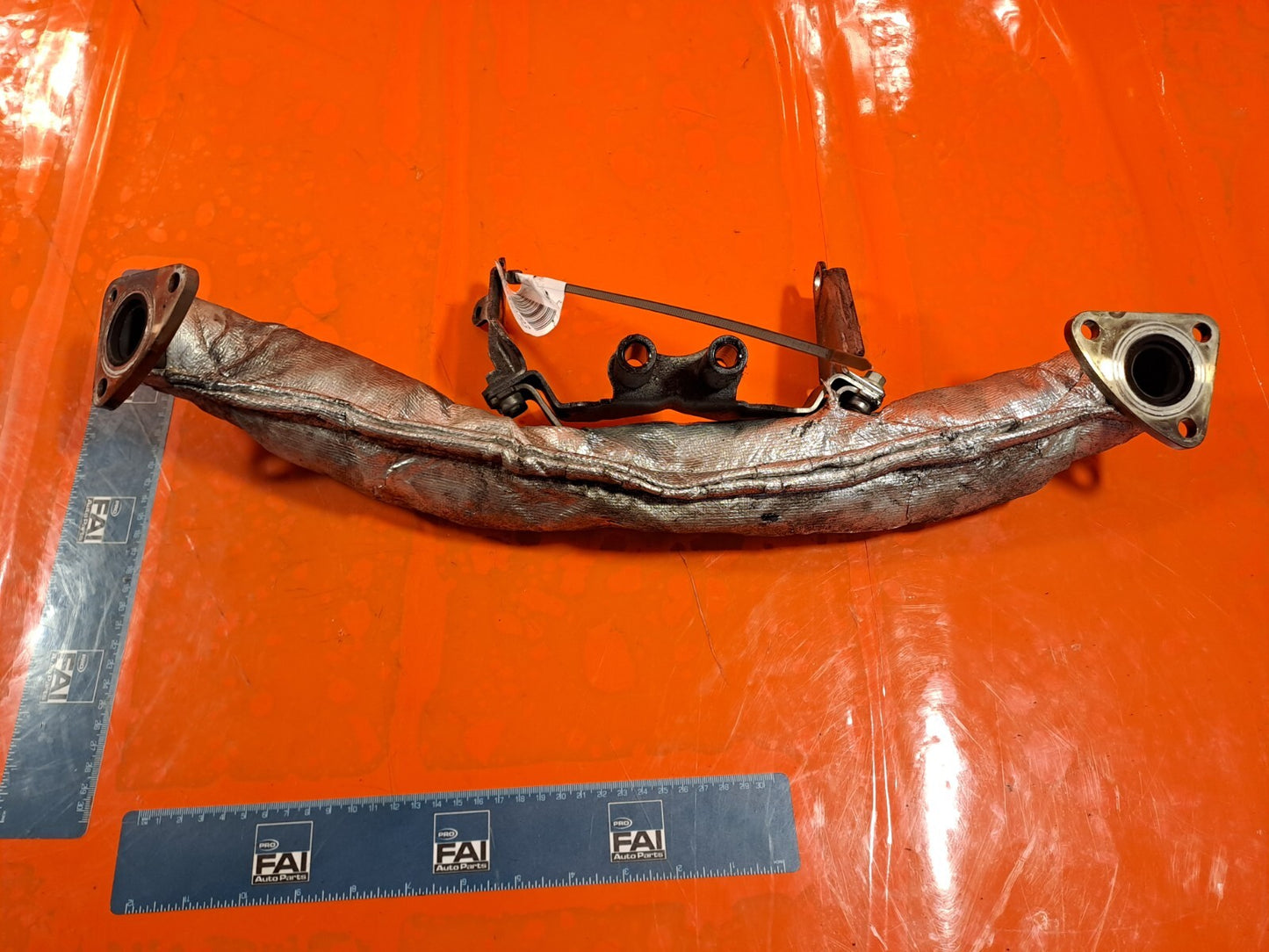 ✅2010 LAND ROVER DISCOVERY 4 L319 EXHAUST MANIFOLD CROSSOVER PIPE 4H2Q-5K229-FB - Image 1