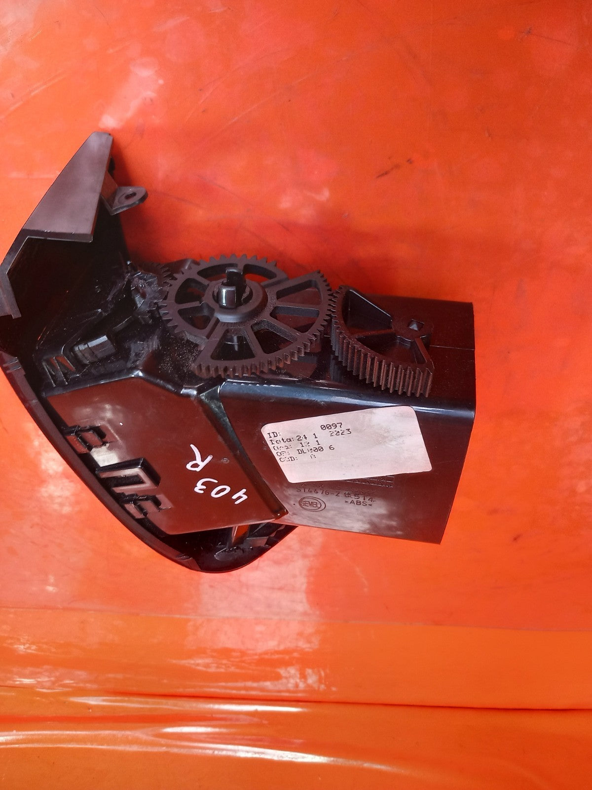 ebay-src:https://i.ebayimg.com/00/s/mtywmfgxmjaw/z/2hsaaeswtblqfcl3/$_57.jpg