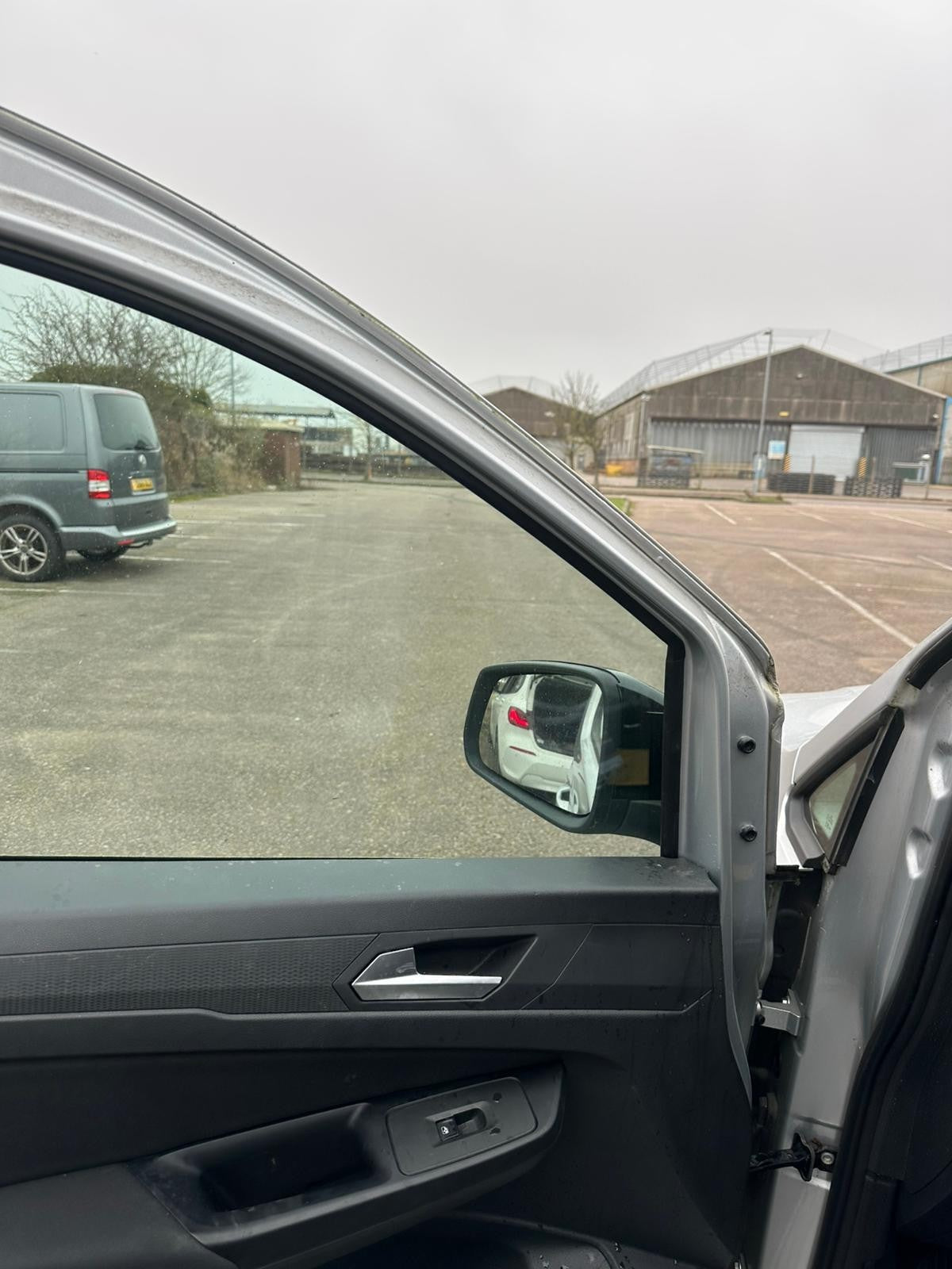 ✅2024 FORD TOURNEO CONNECT FRONT LEFT DOOR CARD PANEL + WARRANTY A366 - Image 2