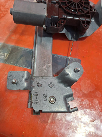 ✅RENAULT ZOE DYNAMIQUE 2015 REAR LEFT WINDOW REGULATOR 827218510R Warranty - Image 2