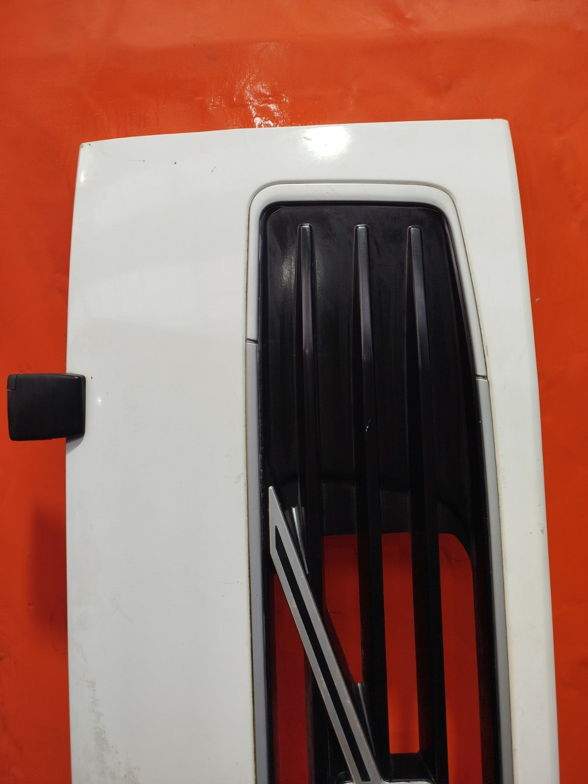 ebay-src:https://i.ebayimg.com/00/s/mtywmfgxmjaw/z/kgqaaeswgjzpczkr/$_57.jpg