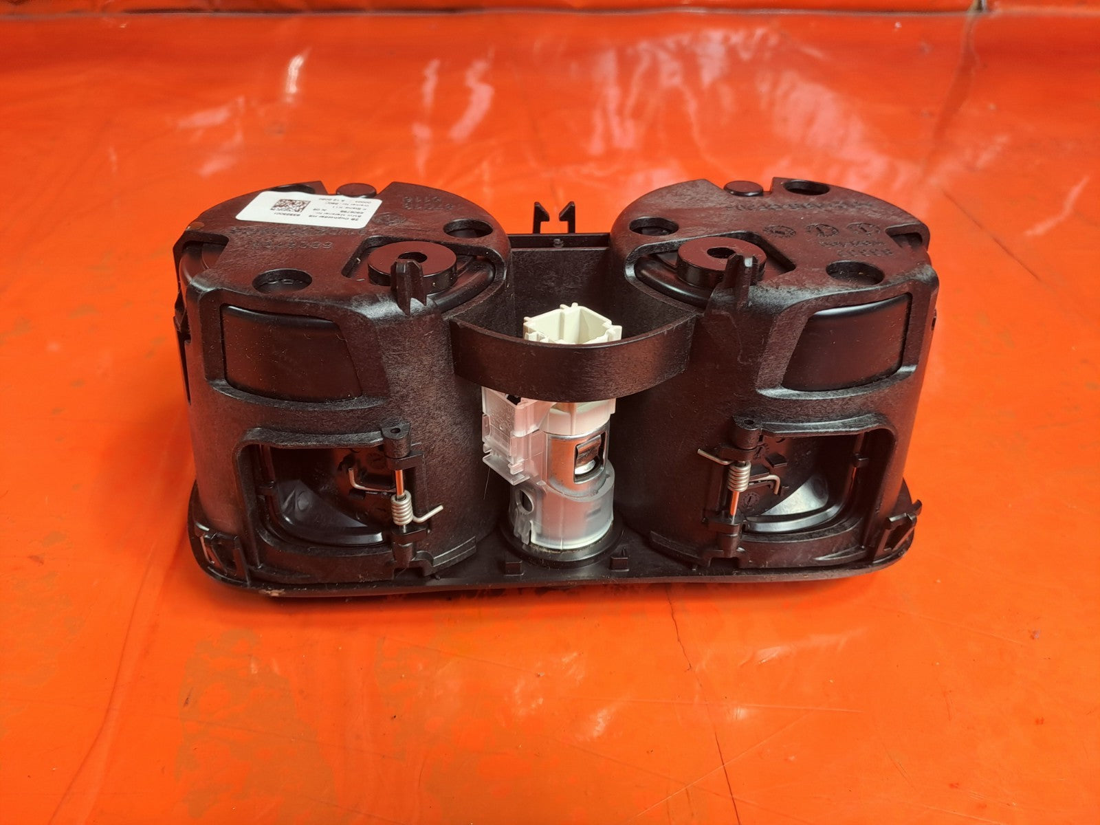 ✅BMW G20 318D M Sport 2.0 Diesel 2021 Centre Console Cup Holder 6806798 83323001 - Image 12