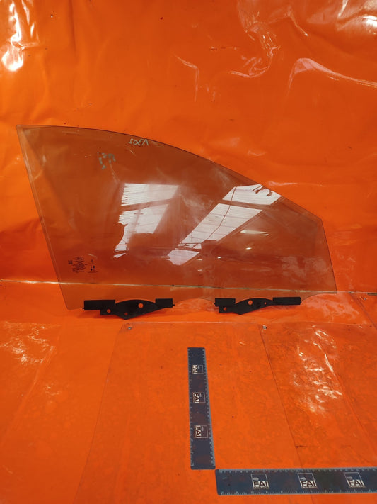 ✅FORD KUGA St-LINE 1.5 PETROL 2024 FRONT RIGHT DOOR WINDOW GLASS LV4BS214A50AC - Image 1