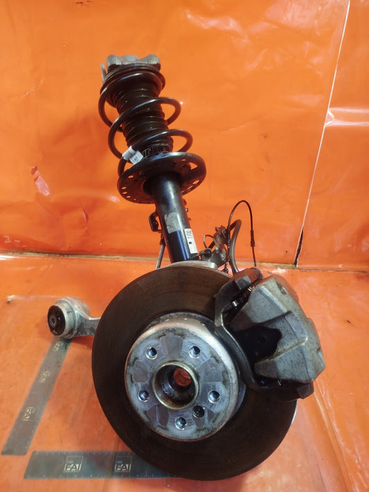 ✅BMW G20 330E 2.0 PETROL 2023 FRONT LEFT SUSPENSION LEG HUB 226381-10 53389A - Image 2