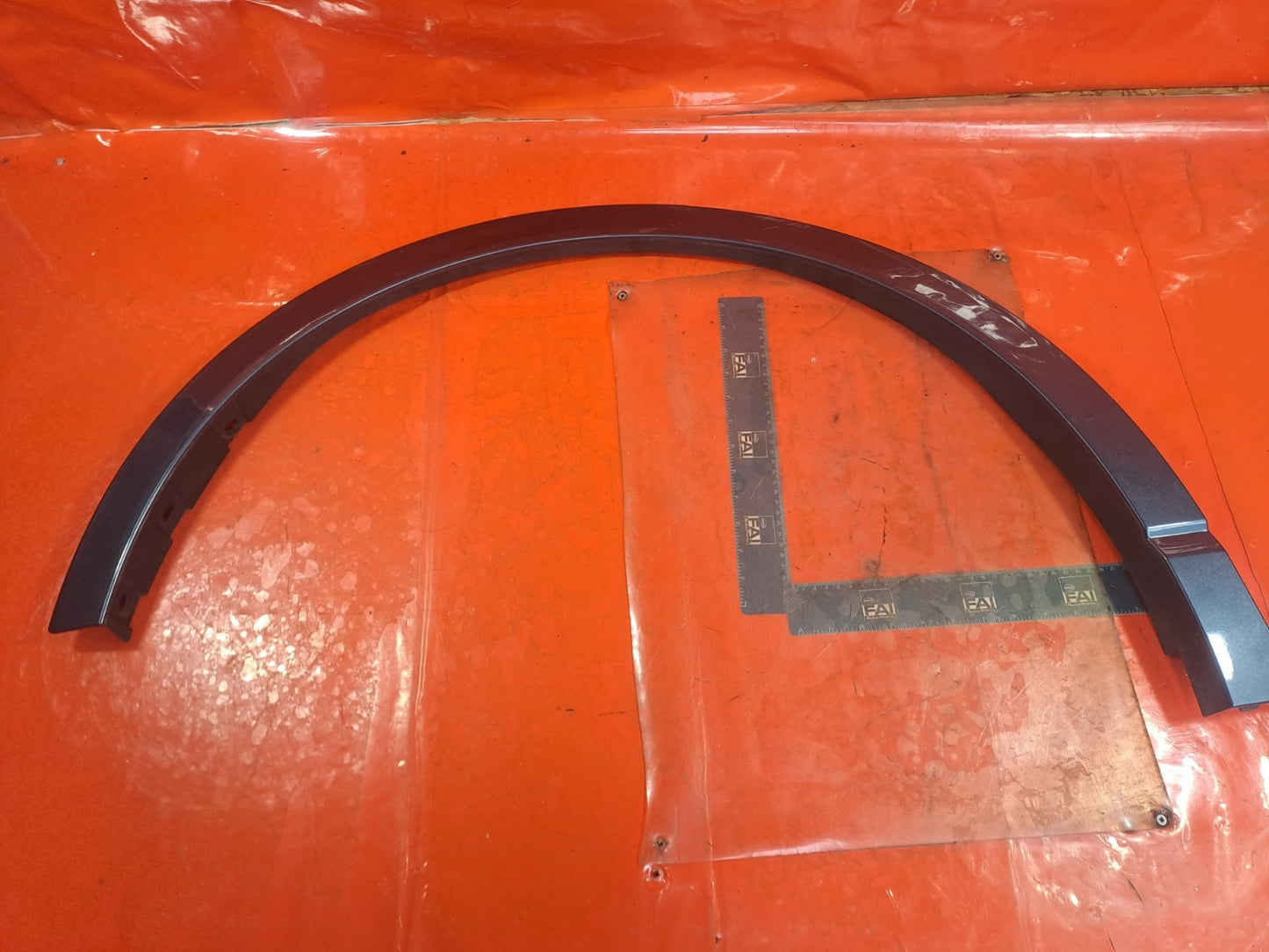 ✅FORD KUGA ST-LINE X 2.5 PETROL 2023 REAR RIGHT WHEEL ARCH TRIM NV4BS286D02ABW - Image 4