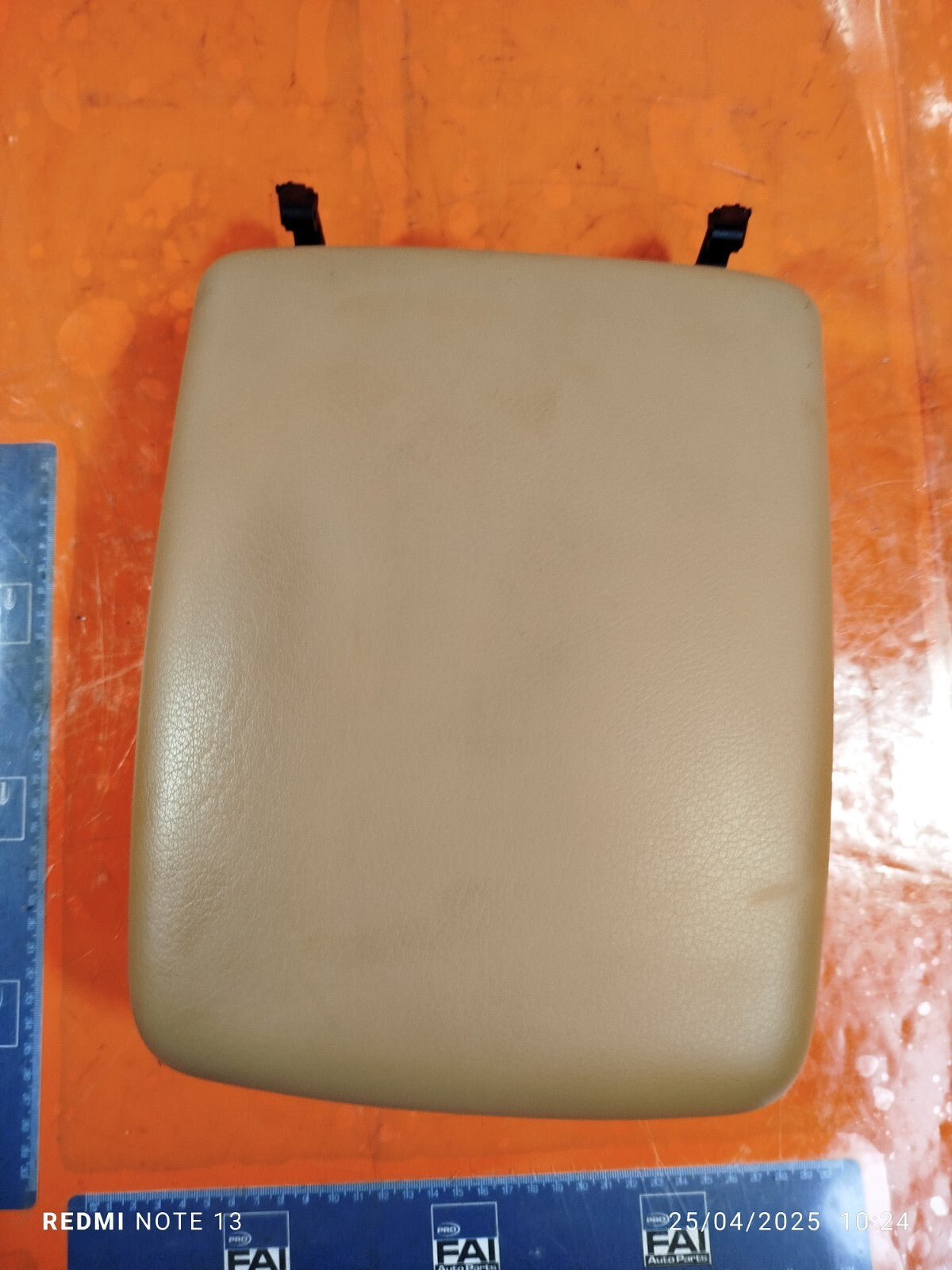 ✅PORSCHE CAYENNE V6 3.6 PETROL 2010 CENTRE CONSOLE ARMREST Warranty A268 - Image 1