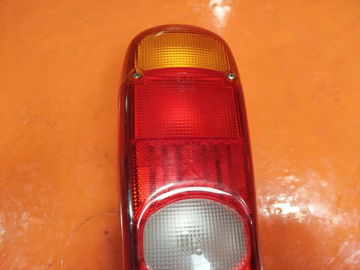 2021 VW Transporter T30 Rear Right Driver Tail Light 7F0945096 Warranty A412 - Image 4
