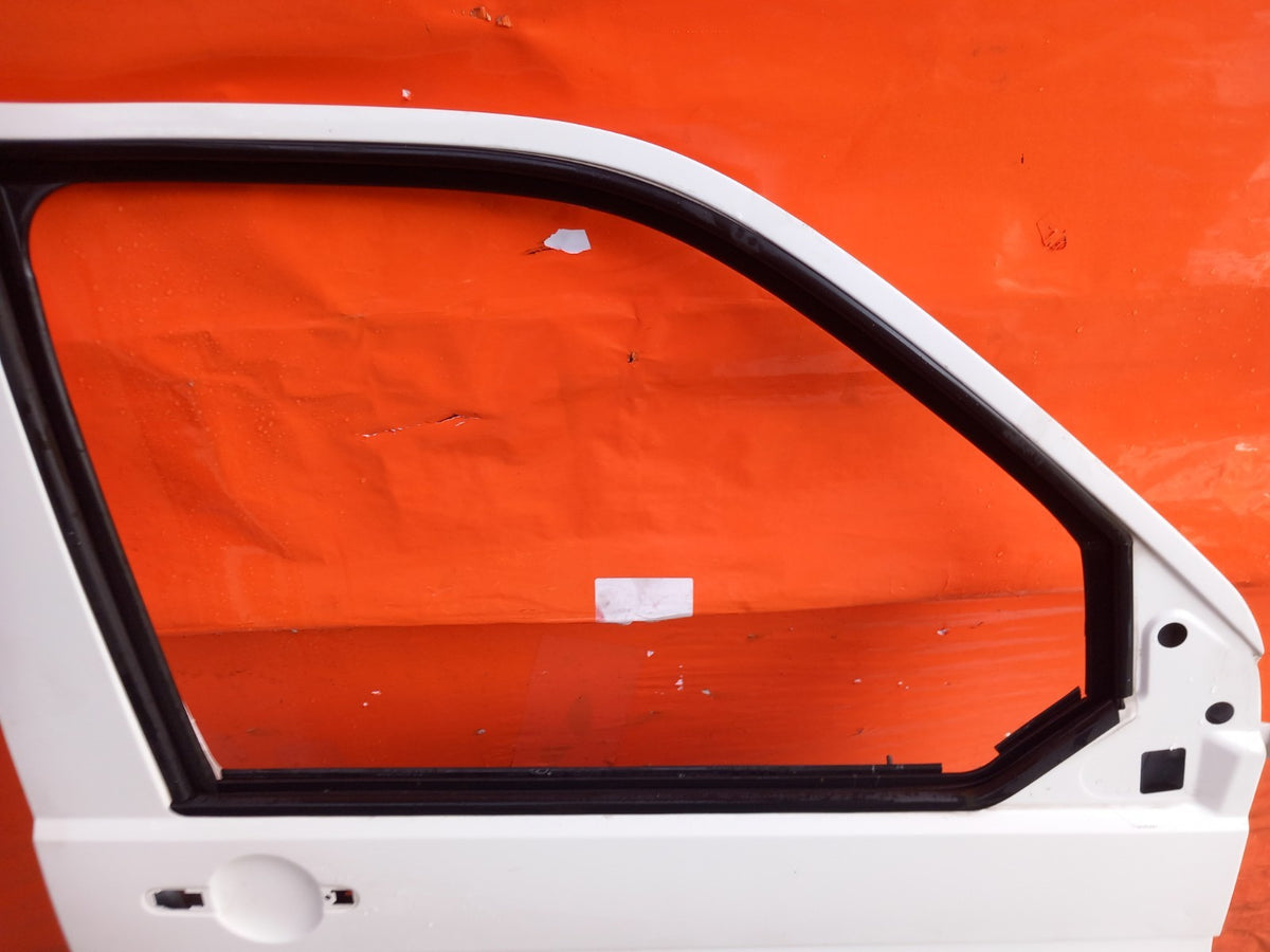 VW Transporter T30 2.0 Diesel 2021 Front Right Driver Side Door White A410 - Image 8