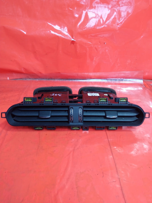 ✅Jaguar I-Pace Ev400 X590 2020 Dashboard Center Air Vent J9D3014L20AE A375 - Image 2