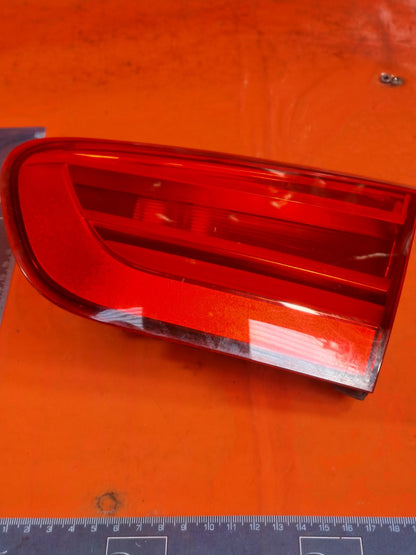 ✅2015 BMW 1 SERIES F20 REAR RIGHT INNER TAIL LIGHT 7359020 + WARRANTY A320 - Image 1