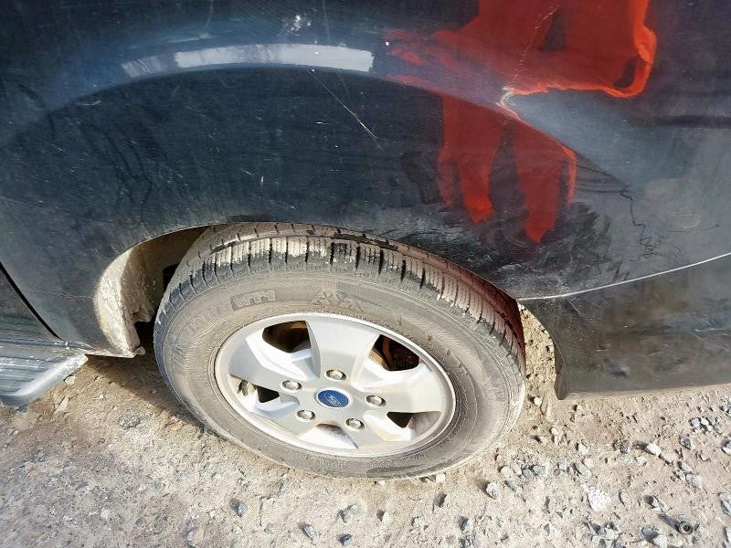 ✅FORD TOURNEO CUSTOM 2.2 DIESEL 2015 BREAKING PRICE PER WHEEL NUT ONLY BLACK - Image 12