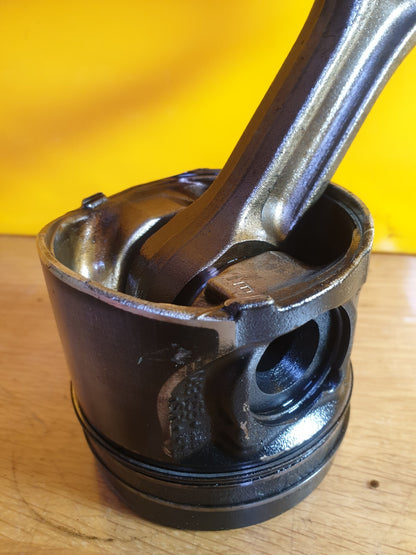 ✅RANGE ROVER EVOQUE 2.2 DIESEL 2012 COMPLETE PISTON WITH CONROD 083155 Warranty - Image 7
