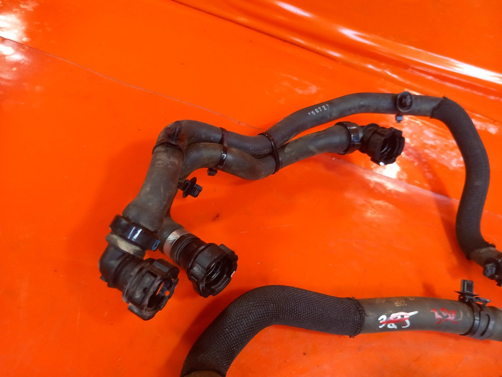 ebay-src:https://i.ebayimg.com/00/s/mtiwmfgxnjaw/z/aiiaaeswmkxqvwqz/$_57.jpg