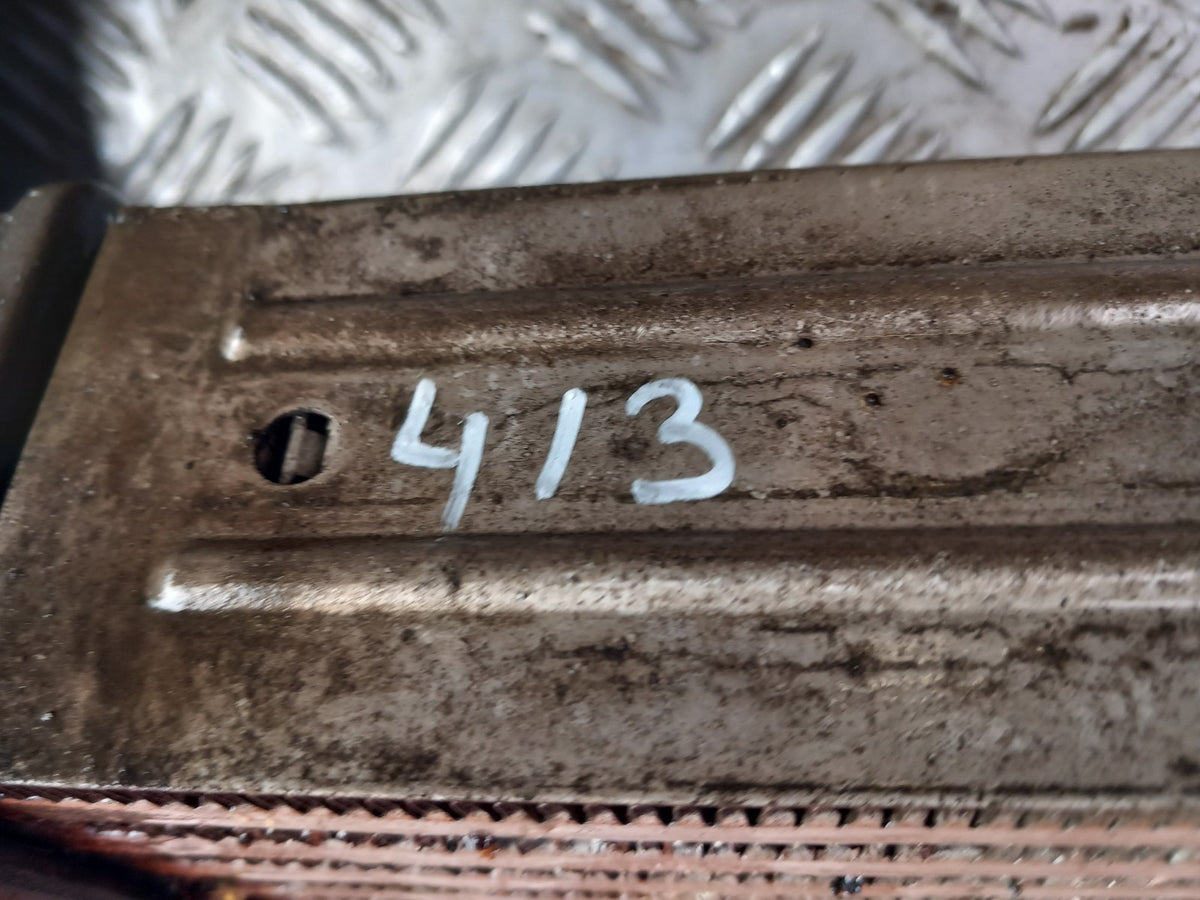 ebay-src:https://i.ebayimg.com/00/s/mtiwmfgxnjaw/z/4naaaeswzptqx006/$_57.jpg