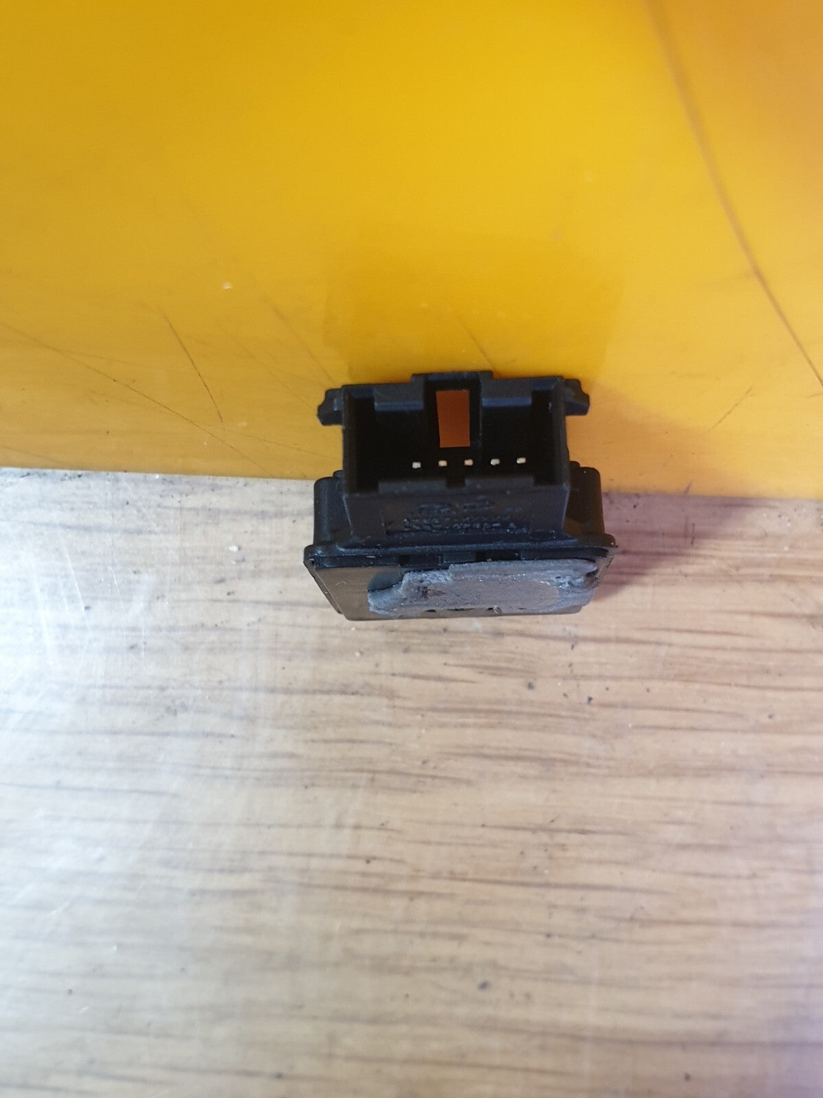 ✅Hyundai I20 N Line 2023 Hybrid Electric 1.0 Petrol SUNLIGHT SENSOR 97257-ХХХХХХ - Image 5