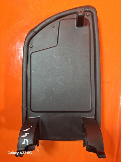 ✅BMW F23 218D 2.0 DIESEL 2019 CENTRE CONSOLE LEATHER ARMREST Warranty A344 - Image 5