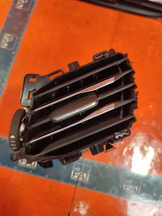 ✅FORD KUGA St-LINE 1.5 PETROL 2024 DASHBOARD AIR VENTS JX7B19K617 JX7B19B93 A302 - Image 2