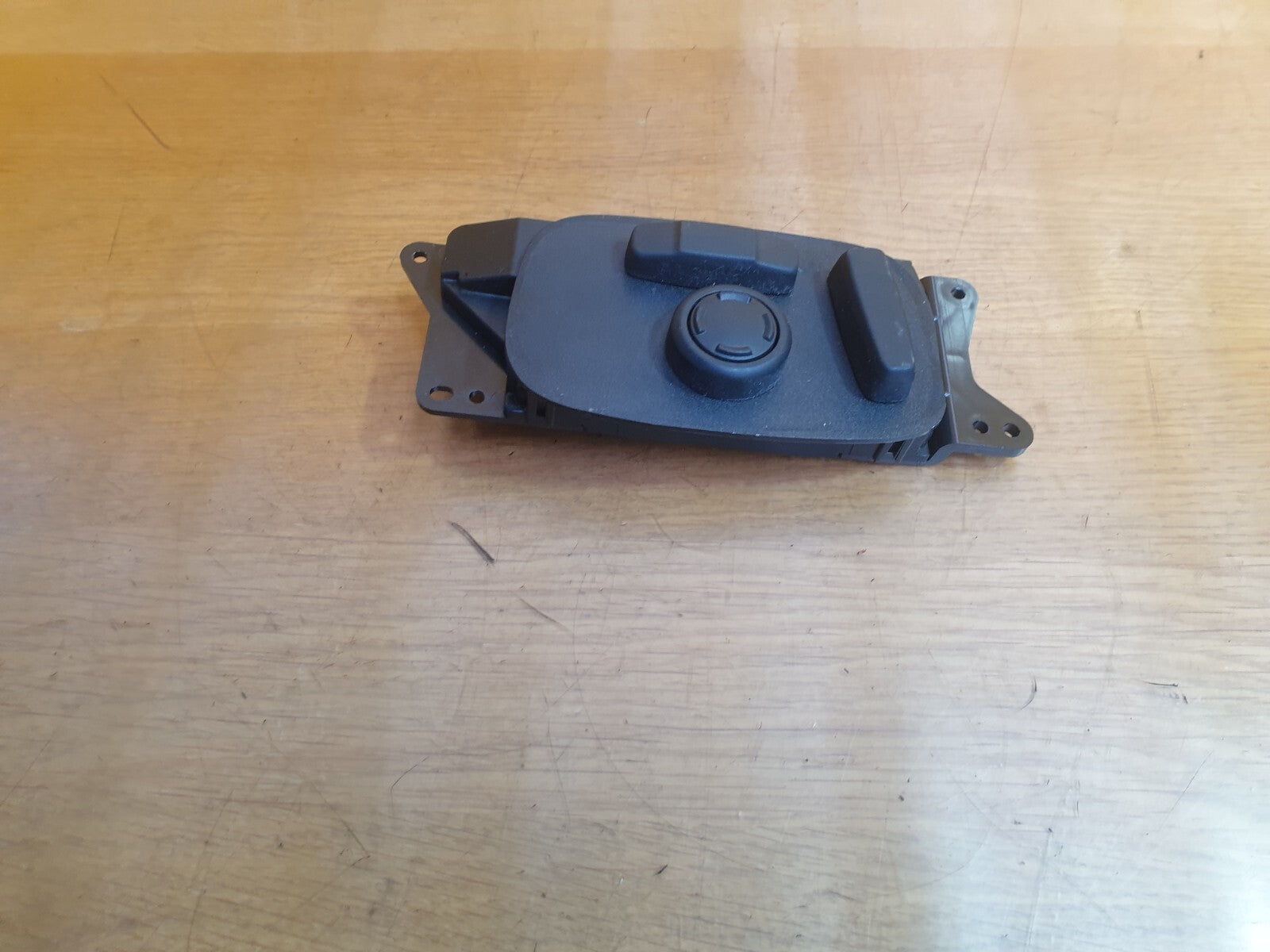 ✅2022 RANGE ROVER EVOQUE L551 FRONT RIGHT SEAT ADJUST SWITCH GX7314B566FC A169 - Image 2