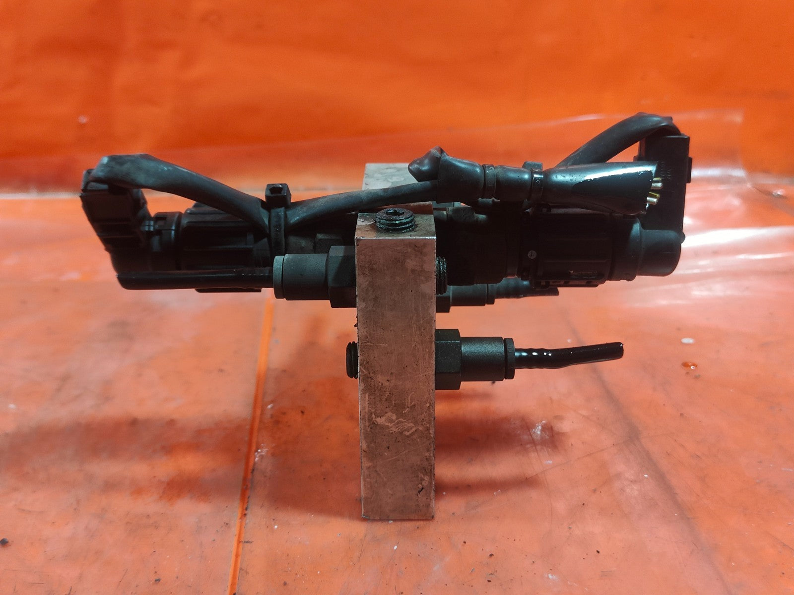 ✅2003 VOLVO FL AIR SUSPENSION ECAS VALVE BLOCK SOLENOID + WARRANTY A324 - Image 10