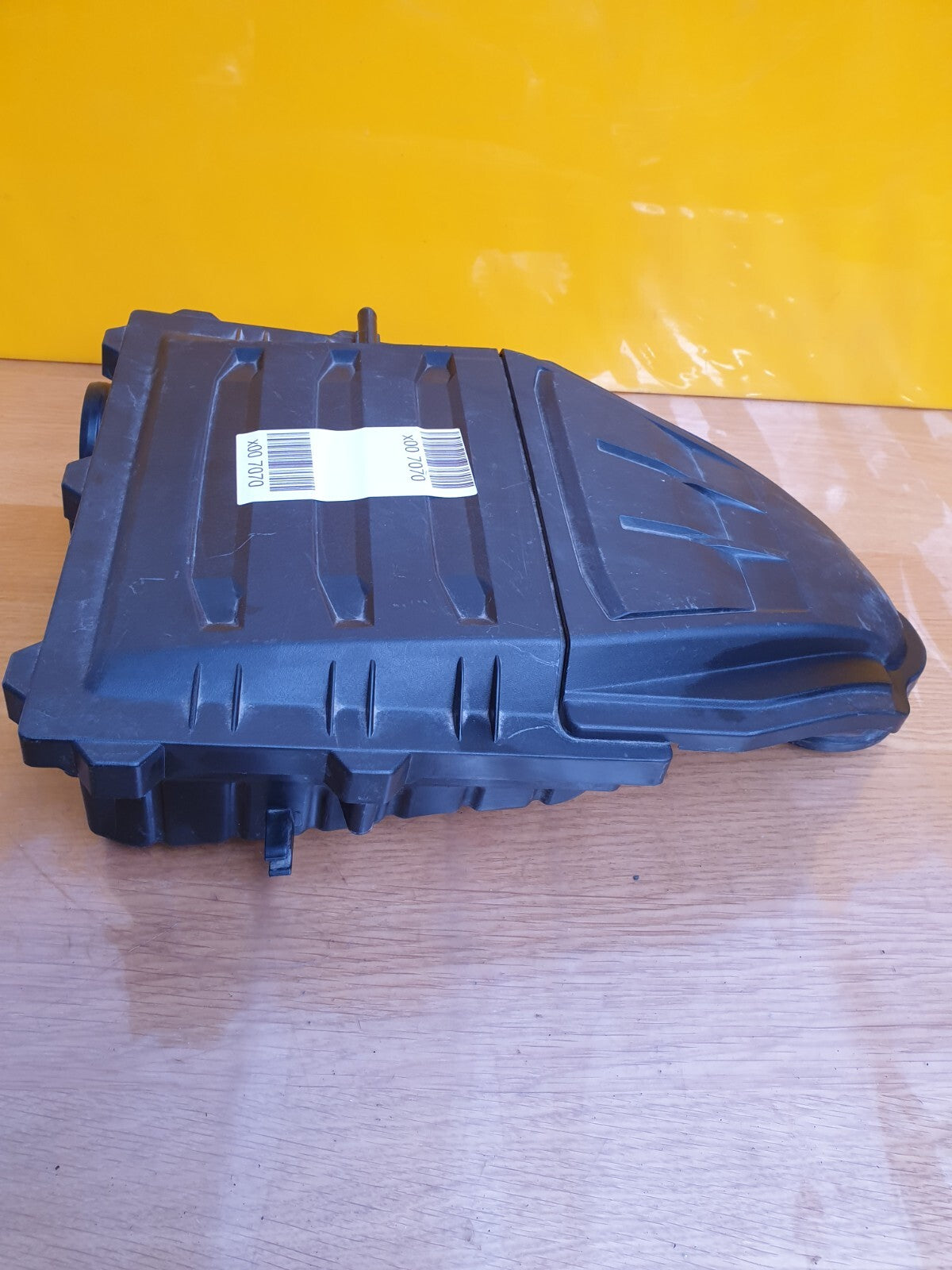 VW POLO AIR FILTER BOX ASSEMBLY 04C129601M X00 - Image 5