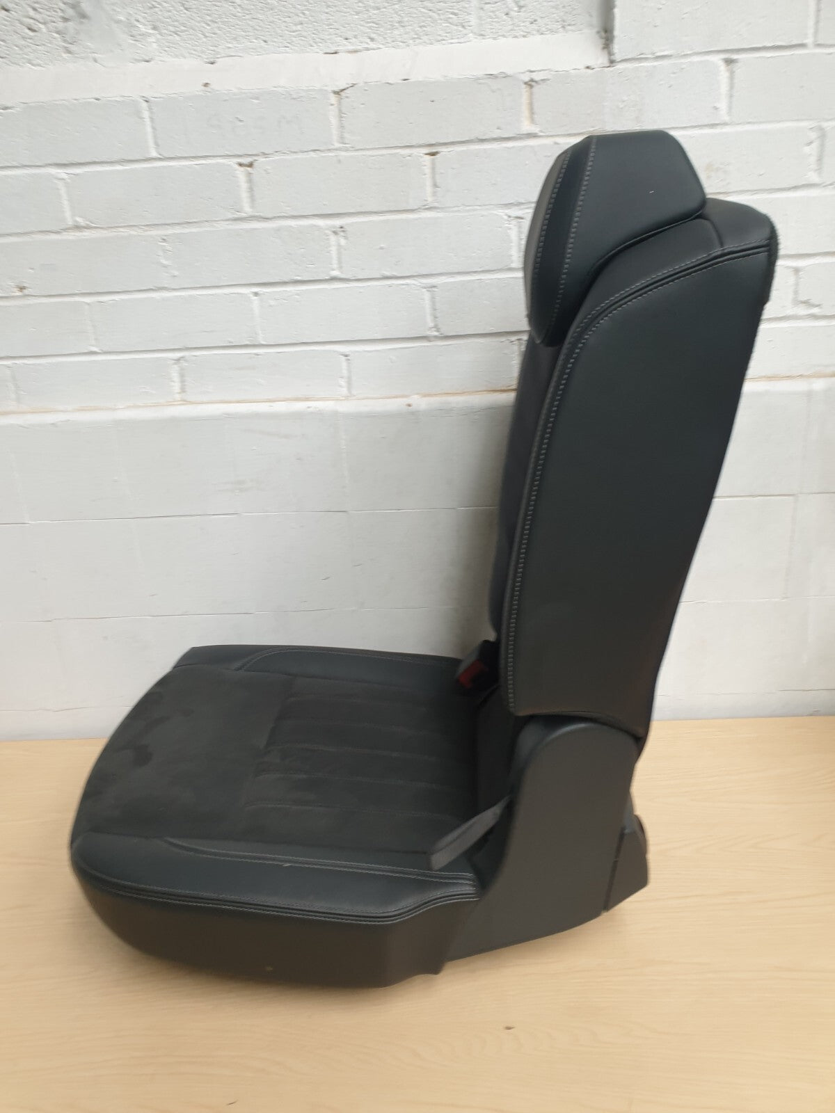 ebay-src:https://i.ebayimg.com/00/s/mtywmfgxmjaw/z/zimaaoswoklkqq02/$_57.jpg