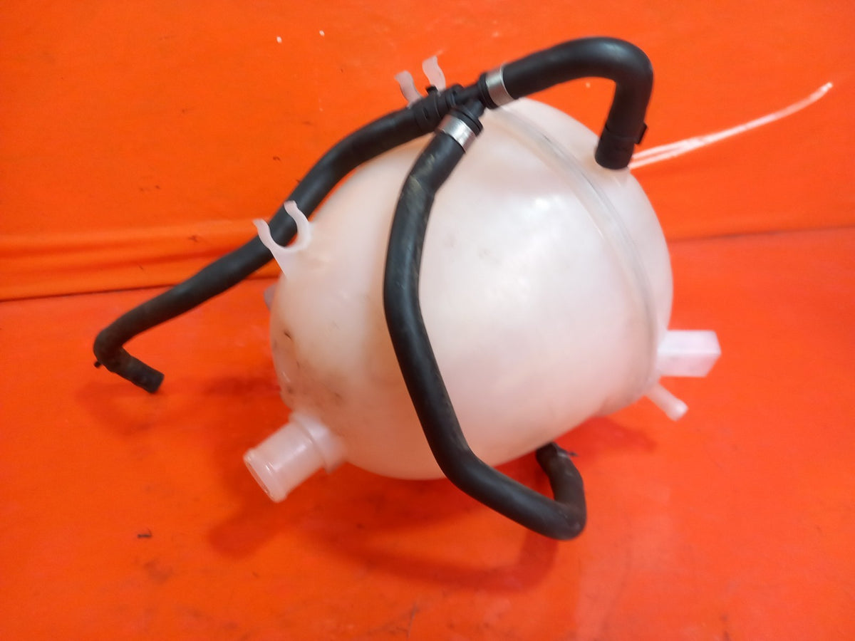 VW Transporter T6.1 T30 2.0 Diesel 2019-2023 Coolant Expansion Tank A412 - Image 10