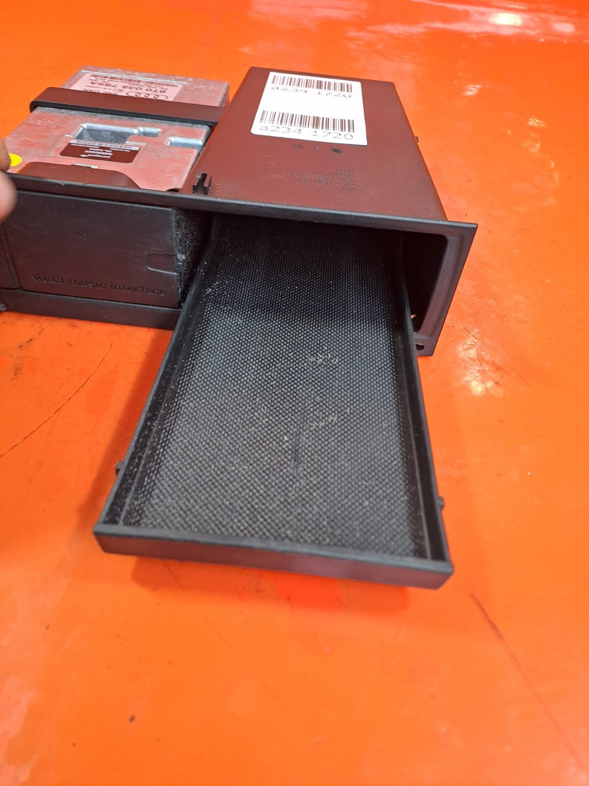 ✅AUDI A5 S LINE CABRIO 2.0 PETROL 2009 MEDIA INTERFACE CONTROL MODULE 8T0035785A - Image 12