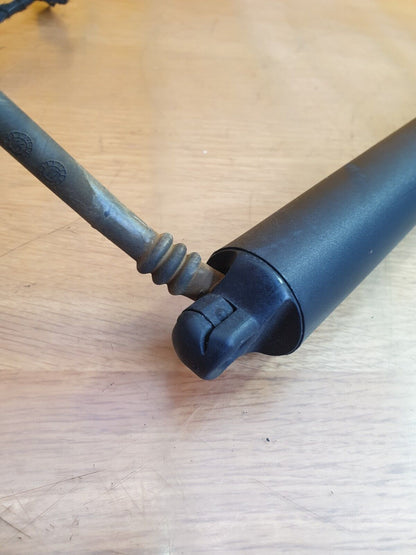 AUDI Q2 S-LINE 1.4 PETROL 2017 TAILGATE ELECTRIC STRUT LEFT OR RIGHT 81A827851