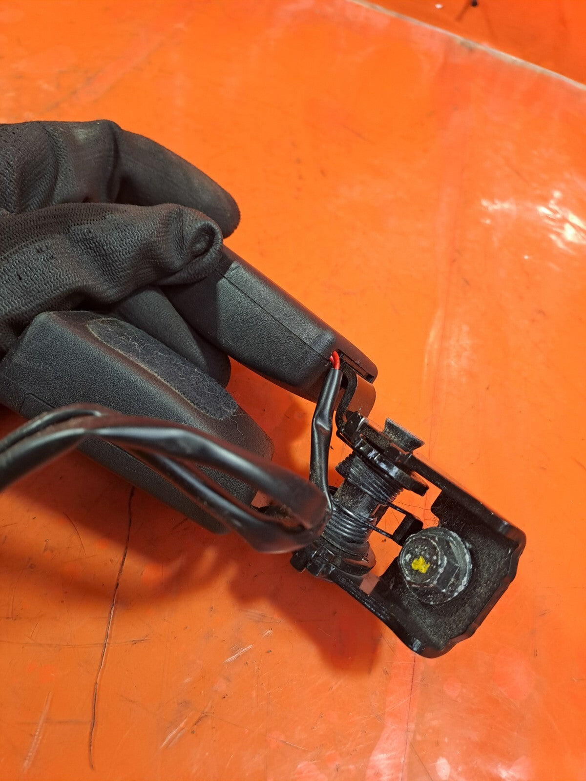 ✅2016 SSANGYONG TIVOLI ELX 1.6D REAR CENTRE SEAT BELT TWIN BUCKLE +WARRANTY A279 - Image 10