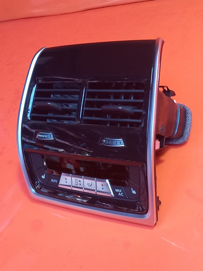 BMW X5 G05 Xdrive 50e M Sport 3.0 Petrol 2025 Rear Climate Heater Control Panel  - Image 8