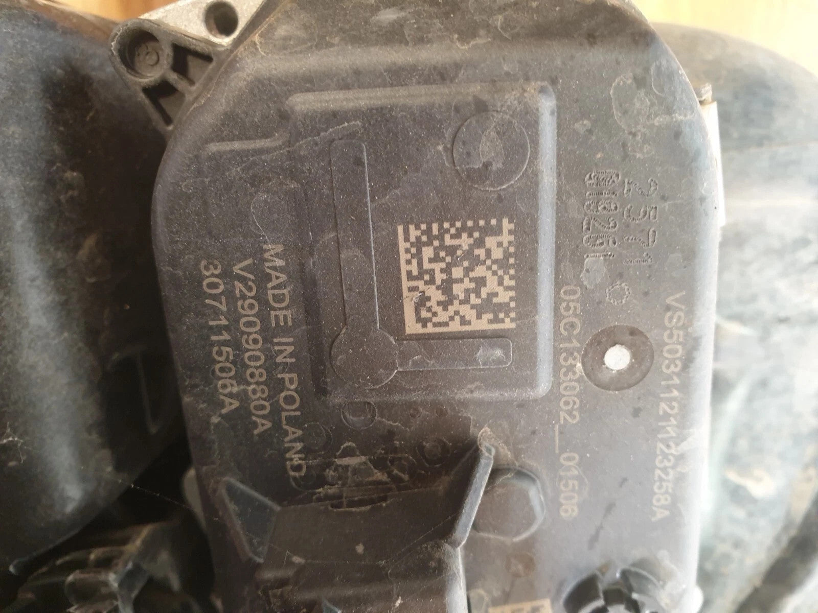 ebay-src:https://i.ebayimg.com/00/s/mtiwmfgxnjaw/z/~fuaaeswscjqicdr/$_57.jpg