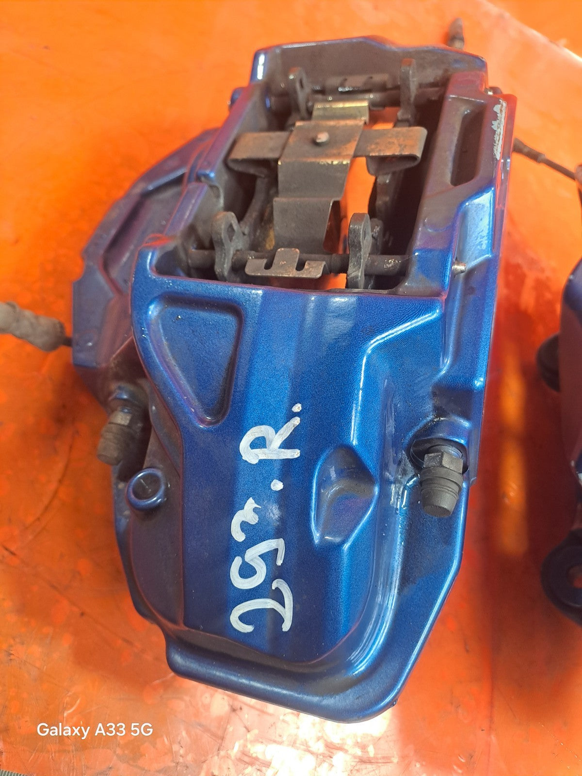 ✅BMW 220D M Sport F44 2 Series 2023 2.0 Diesel Front Brake Caliper Kit 6879854 - Image 4