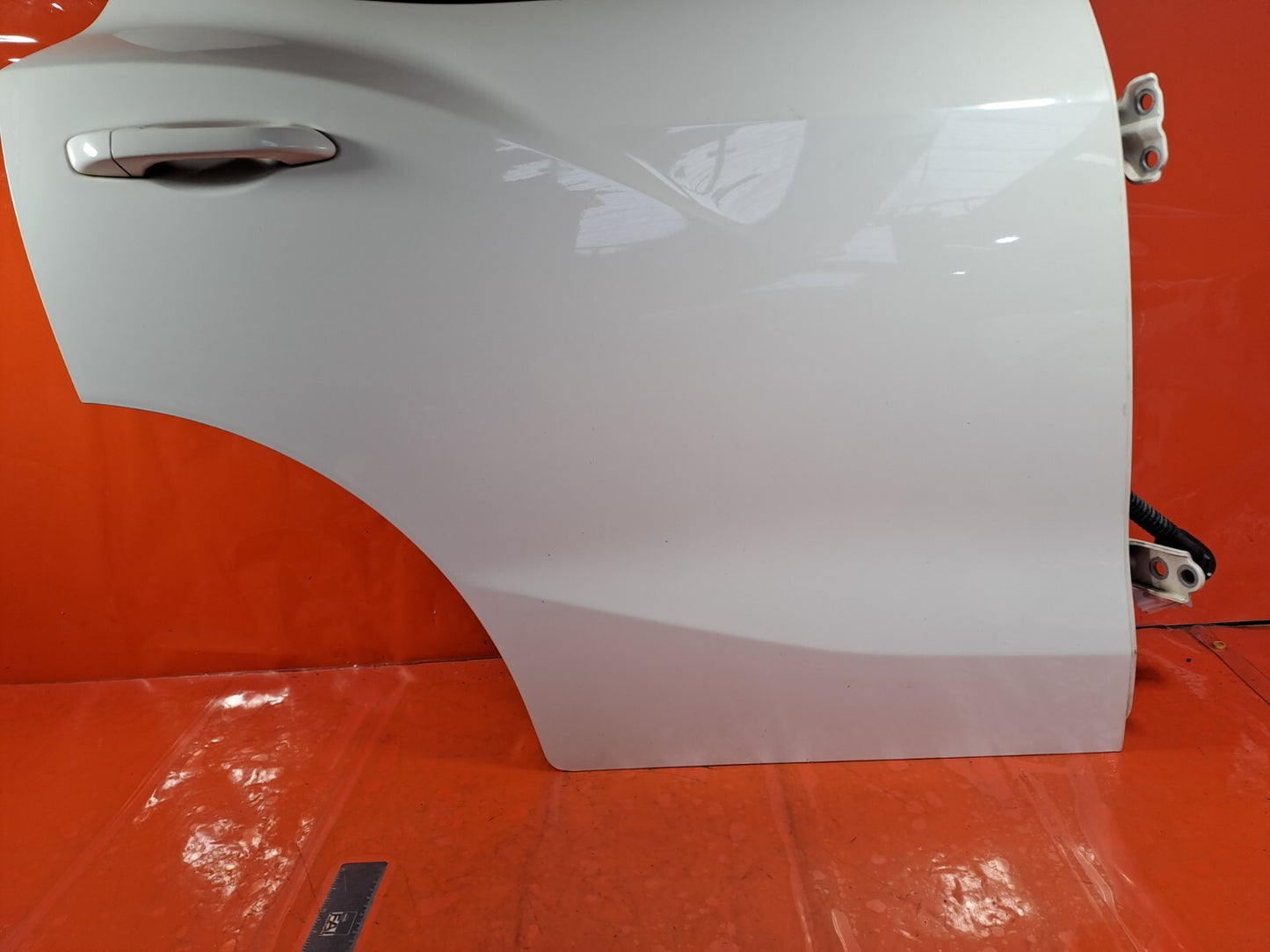 ✅SSANGYONG TIVOLI Elx 1.6 DIESEL 2016 REAR RIGHT DOOR WHITE bare - Image 4