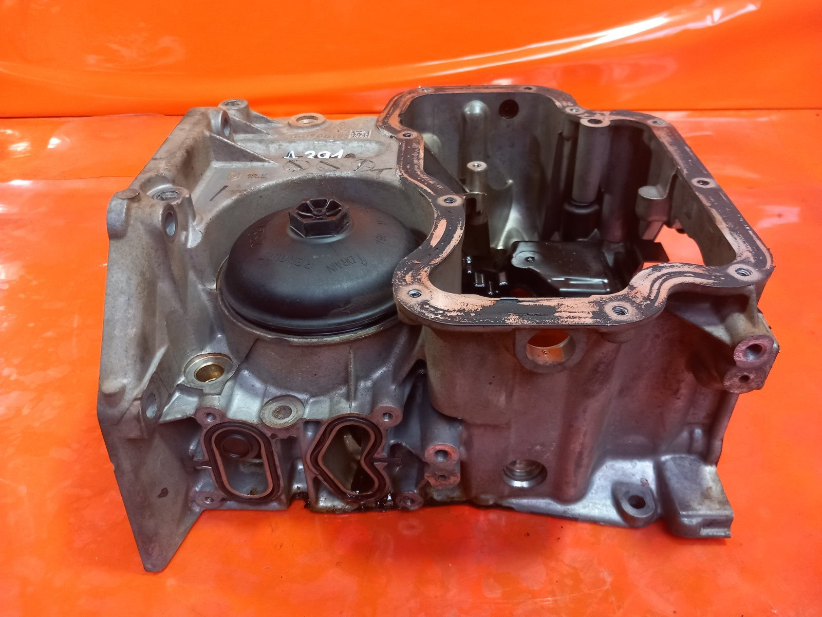 2024 Dacia Jogger Oil Sump Pan 110176811R Warranty A391 - Image 2