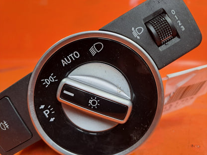 ✅MERCEDES W176 A180 1.6 PETROL 2012 HEADLIGHT CONTROL SWITCH A2129050651 A213 - Image 4