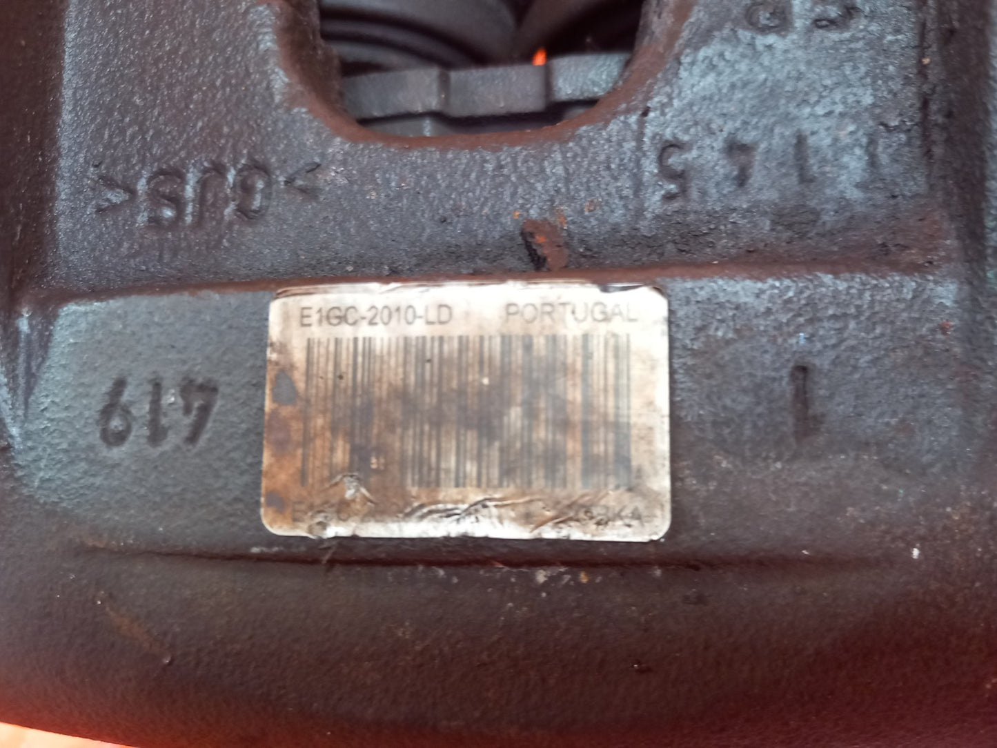 Ford Galaxy Zetec 2.0 Diesel 2019 Front Right Brake Caliper E1GC2010LD Warranty  - Image 4