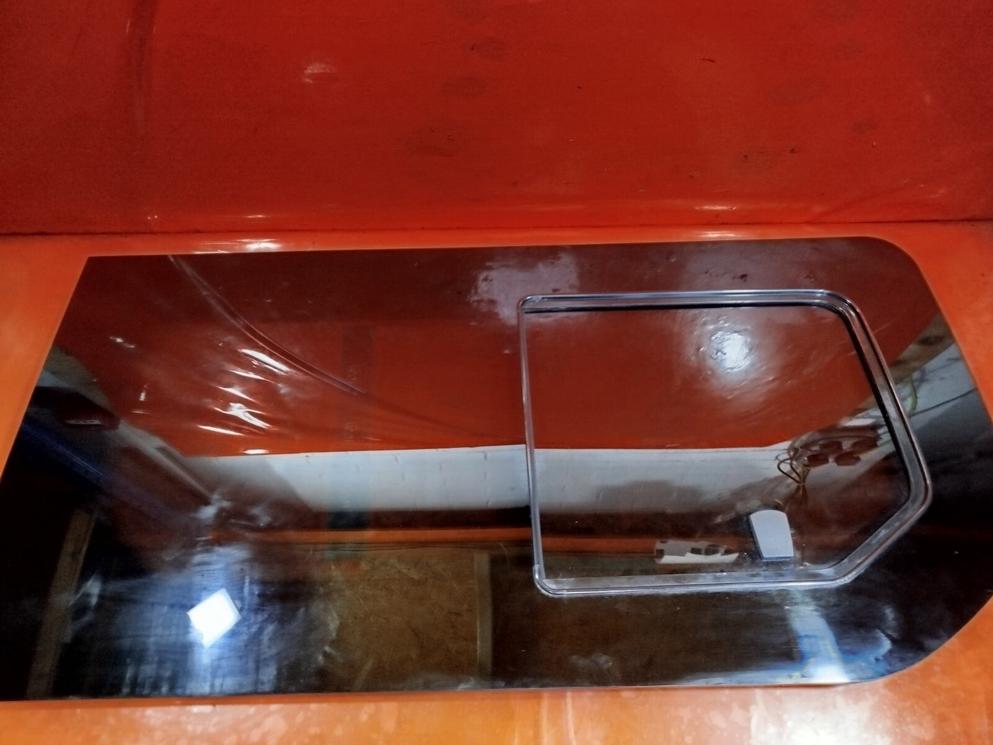 ✅RENAULT TRAFIC MK3 Sl27 1.6 DIESEL 2015 LEFT SLIDING DOOR WINDOW GLASS Warranty - Image 2