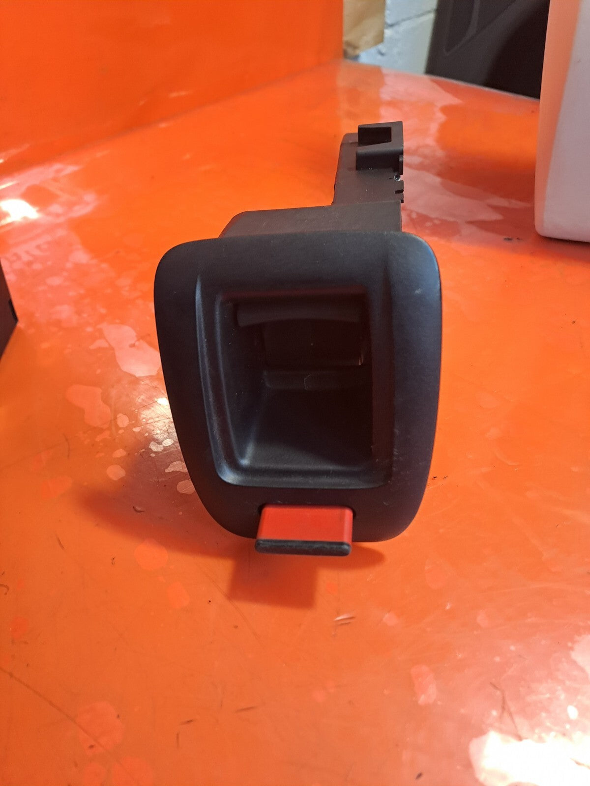 ✅2015 MERCEDES B CLASS W246 1.5D REAR SEAT LOCK PAIR A2469200172 + WARRANTY A053 - Image 2