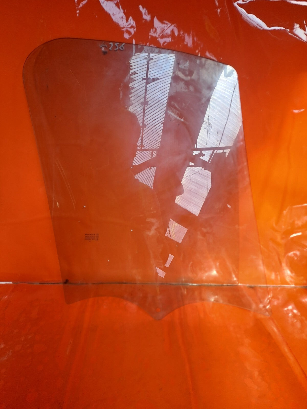 ✅RENAULT TRAFIC MK3 Sl27 1.6 DIESEL 2016 FRONT LEFT DOOR WINDOW GLASS 43R-000464 - Image 2