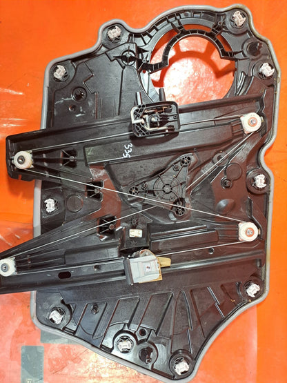 ebay-src:https://i.ebayimg.com/00/s/mtywmfgxmjaw/z/dmkaaeswbqvpbmc1/$_57.jpg