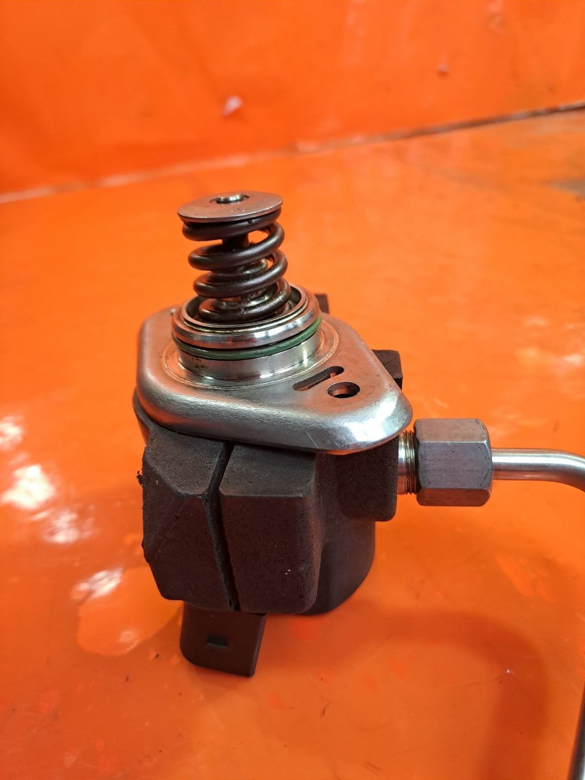 ✅MERCEDES CLS W257 3.0 PETROL HYBRID 2019 HIGH PRESSURE FUEL PUMP A2822260000 - Image 9