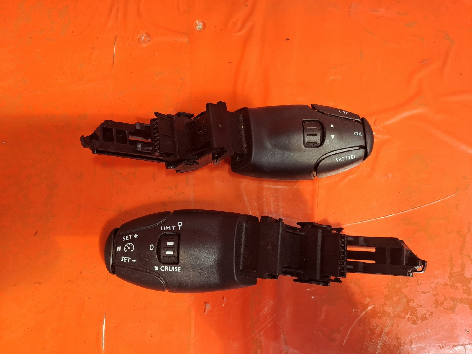 ✅Citroen Berlingo 650 1.5 Diesel 2020 Cruise Control Wiper & Audio Control Stalk - Image 2