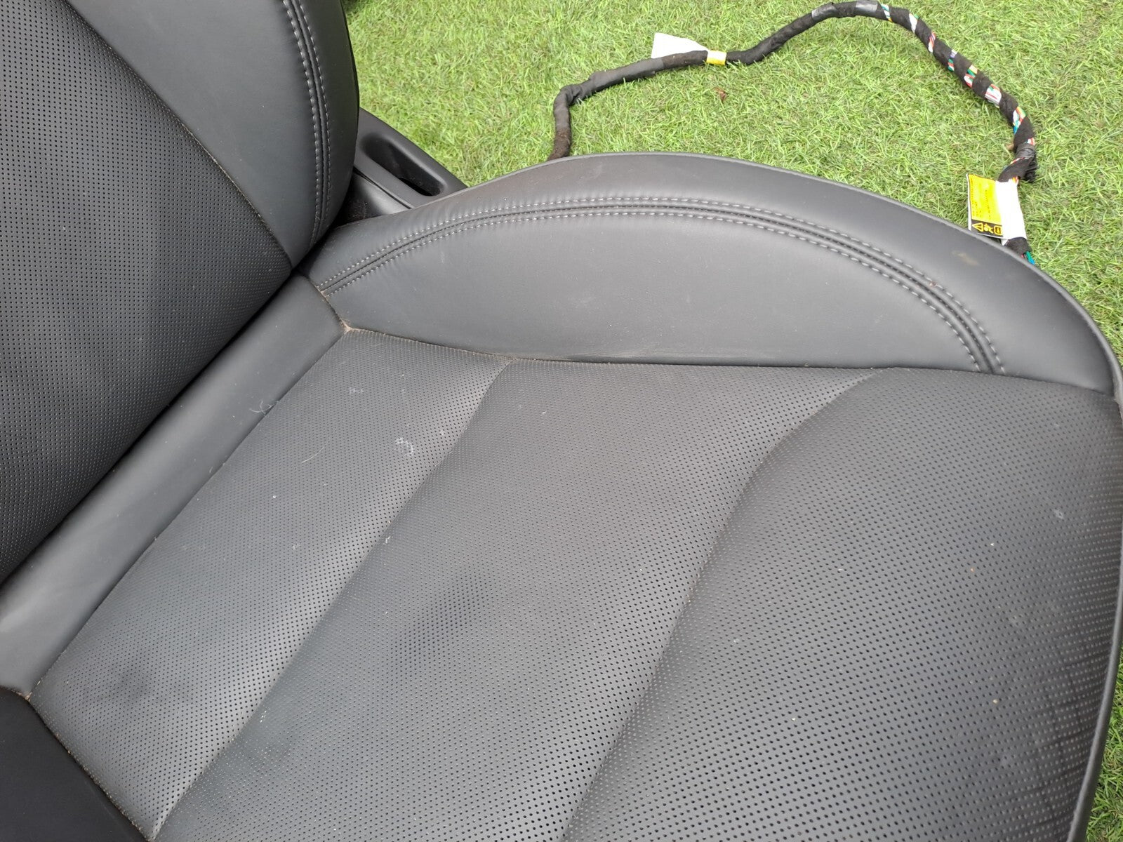✅TESLA MODEL 3 LONG 2024 FRONT LEFT LEATHER PASSENGER SEAT Warranty A207 - Image 4
